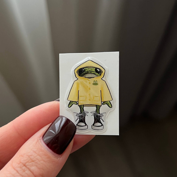 3D sticker "Frog in a yellow raincoat, size 3.5x2.5 cm"