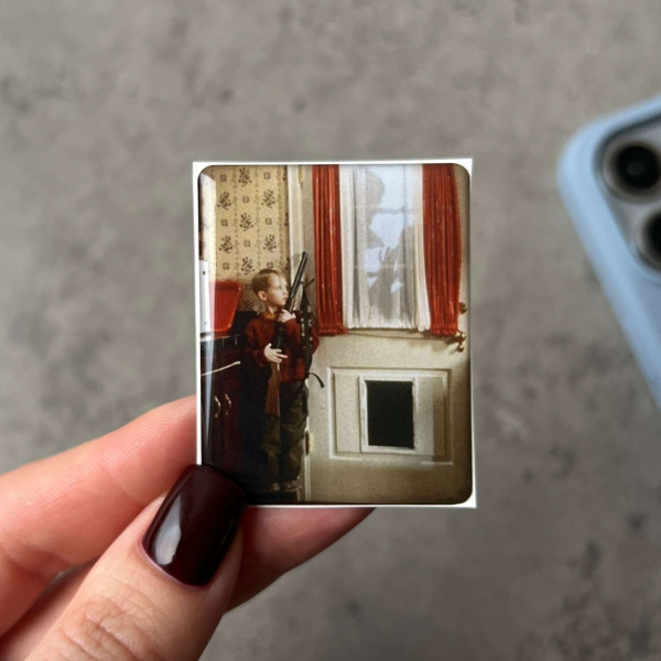 3D sticker “Kevin with a shotgun, Home Alone movie”
