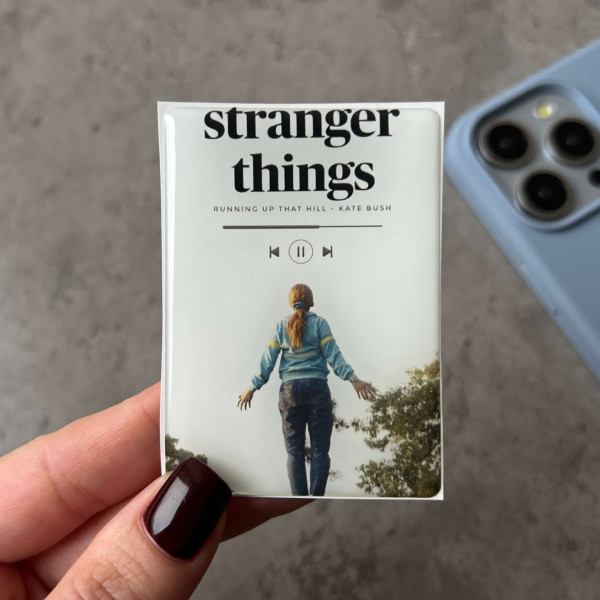 3D стікер "Stranger Things 'Running up that hill' "