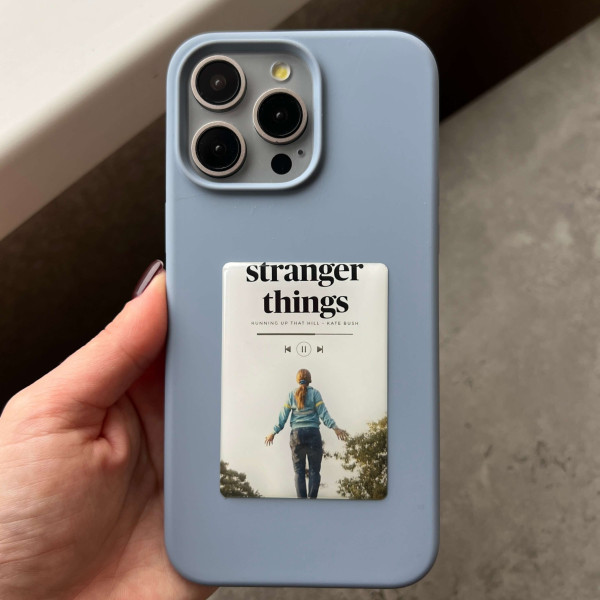 3D стікер "Stranger Things 'Running up that hill' "