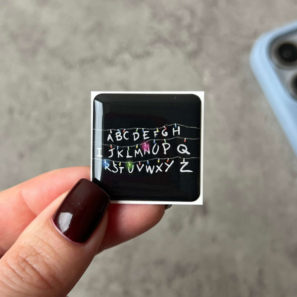 3D стікер "Stranger Things 'Alphabet Wall' "