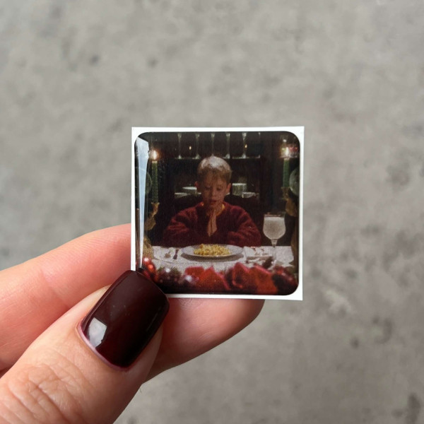 3D sticker “Kevin at the table”