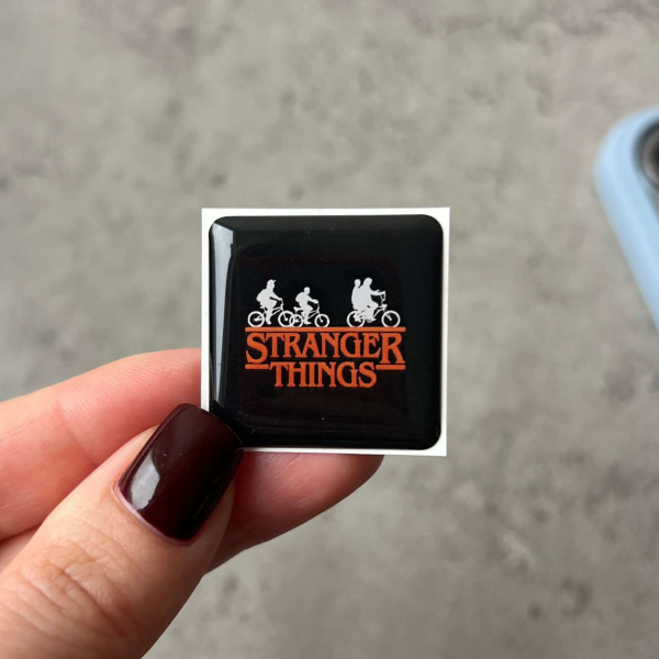 3D стікер "Stranger Things white"