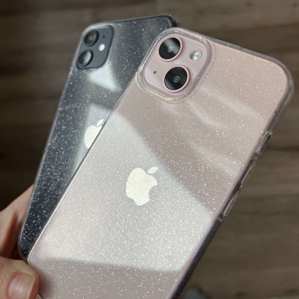 Прозорий силіконовий чохол з блискітками для iPhone 16
